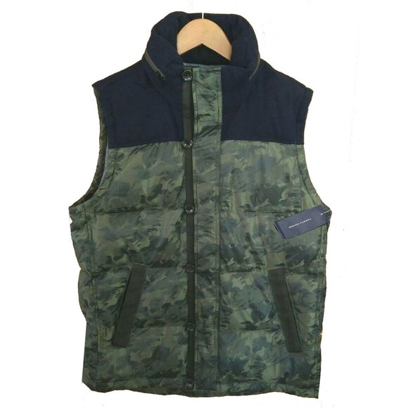 NEW $189 Tommy Hilfiger Down Puffer Vest!  Green Camo With Blue Chambray Lining - Picture 1 of 3